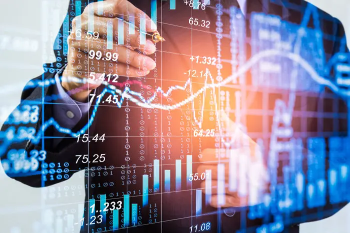 Bursa crește vineri și încheie săptămâna cu un avans de 4%