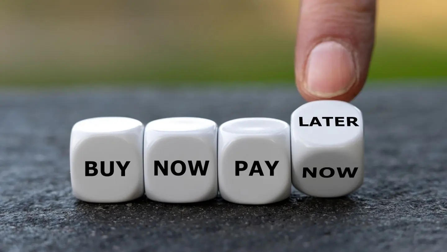 Buy Now Pay Later în România: costuri, dobânzi și riscuri de evitat
