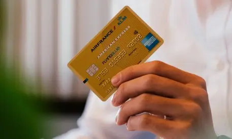 Consumatorii devin mai selectivi în alegerea creditelor de consum