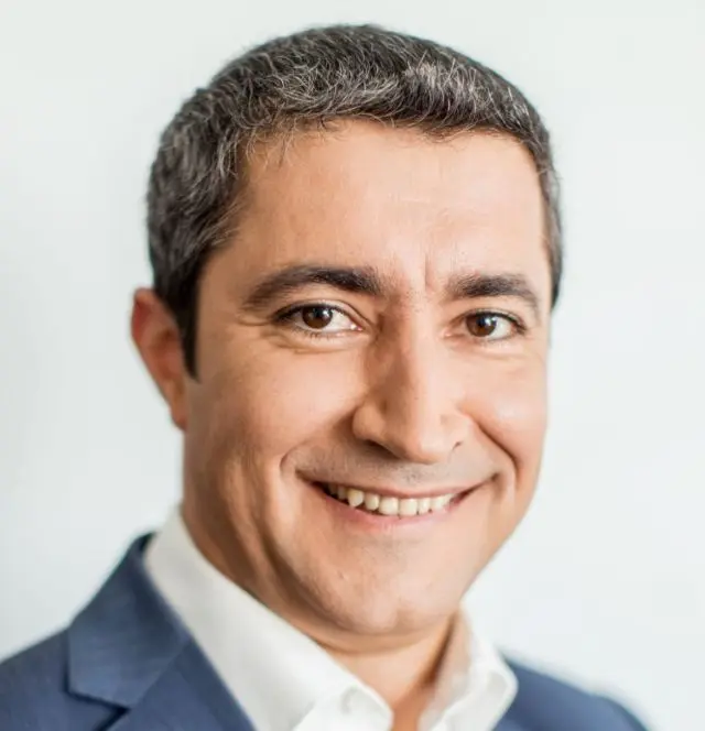 Românii cu venituri ridicate doresc să investească, dar puțini au o strategie clară
