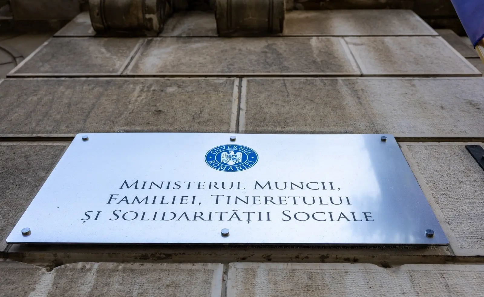 Salariul minim net crește la 2.699 lei din 2026: detalii despre taxe și scutiri