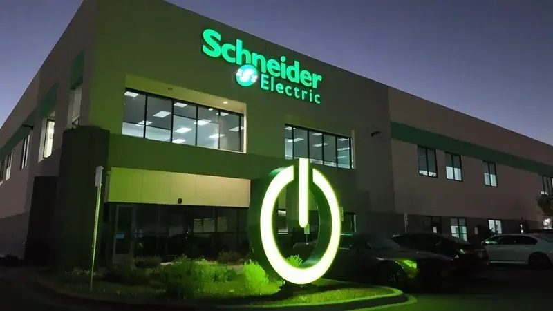 Schneider Electric achiziționează PTC pentru 23,7 miliarde de dolari: cea mai mare tranzacție din istoria grupului